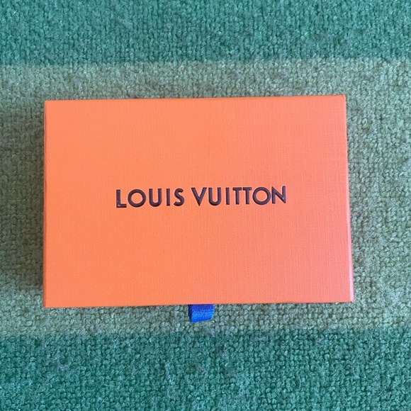 Louis Vuitton Unisex leather bracelet